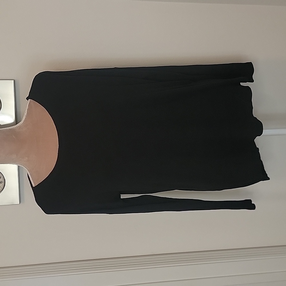 H by Bordeaux, Size M, Open Back Long Sleeved Black Top